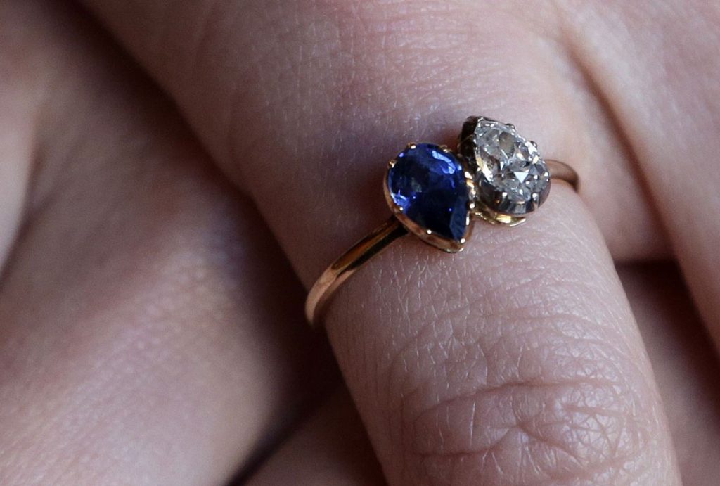 Napoleon and Josephines engagement ring2.